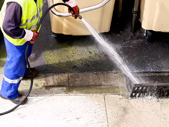 Why Choose Issaquah's Plumbing for Hydro Jetting in Issaquah, WA?